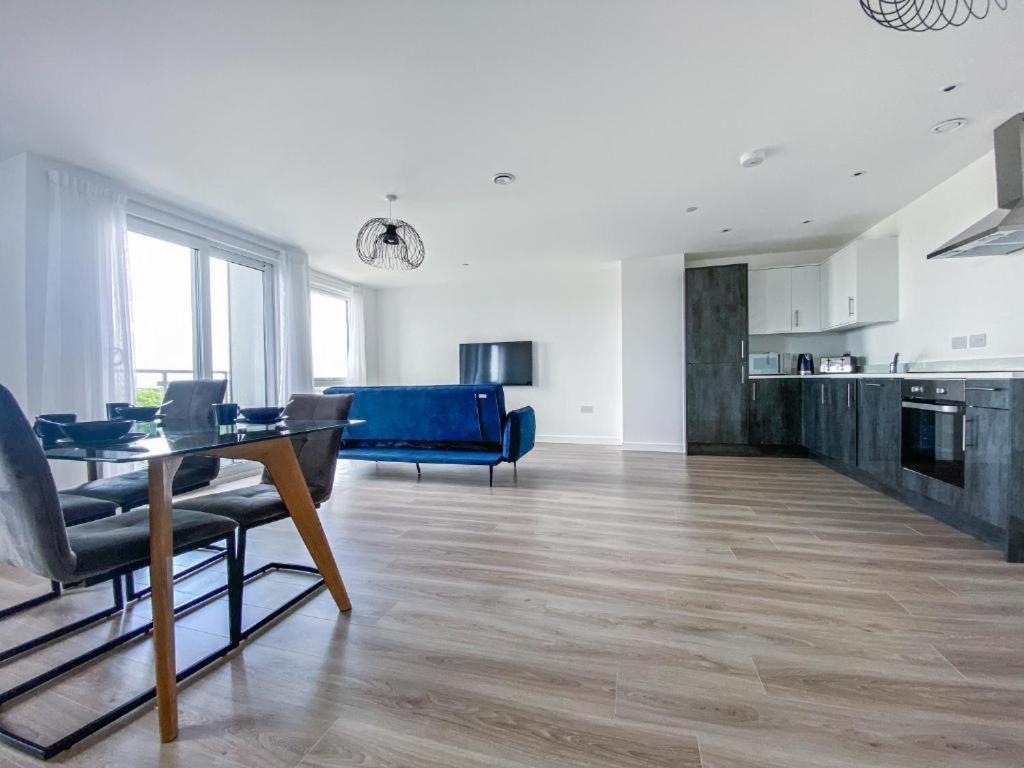 Bayard Plaza Penthouse Apartments ปีเตอร์โบโรห์ ภายนอก รูปภาพ
